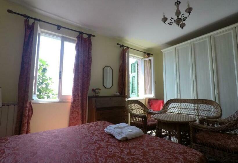 스탠다드 룸, Cinqueterre Holidays