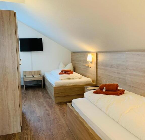 스탠다드 트리플 룸, Gasthof Zum Hobel