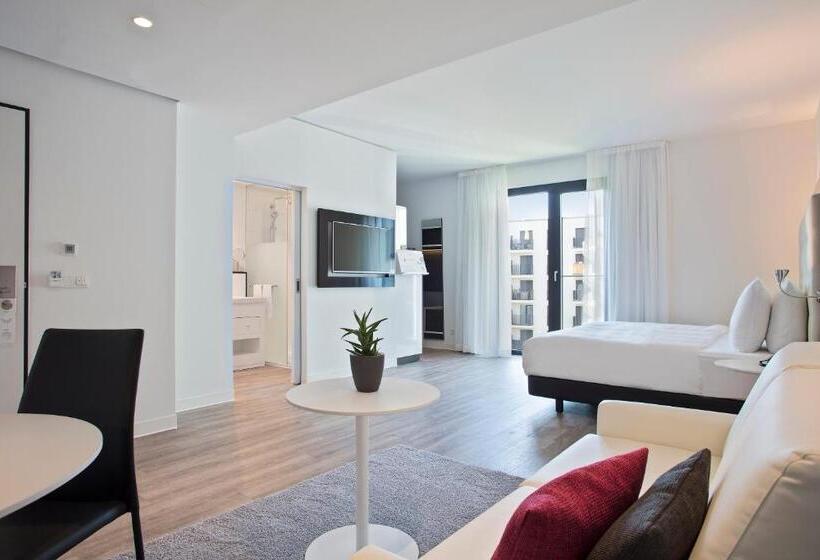 غرفة بريميوم, Innside By Meliá Frankfurt Ostend