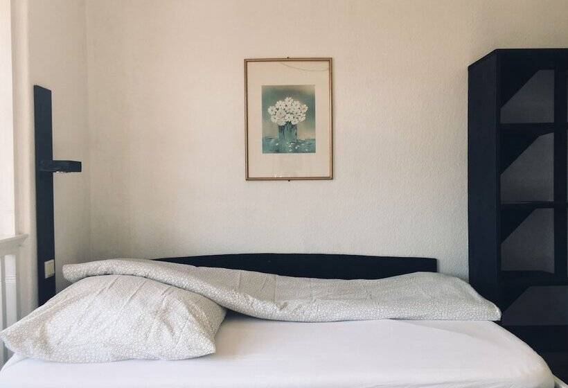 스탠다드 싱글 룸, Pension Akropolis