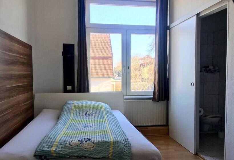 스탠다드 싱글 룸, Pension Akropolis