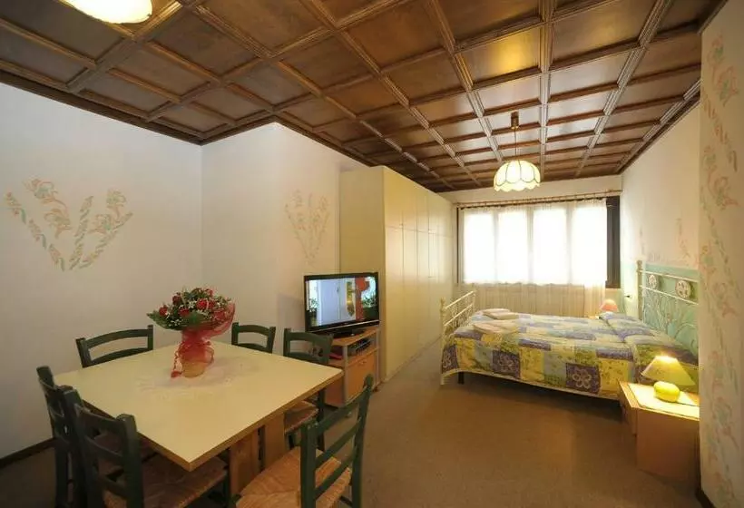 スタンダードスタジオ, Residence Regina Delle Dolomiti