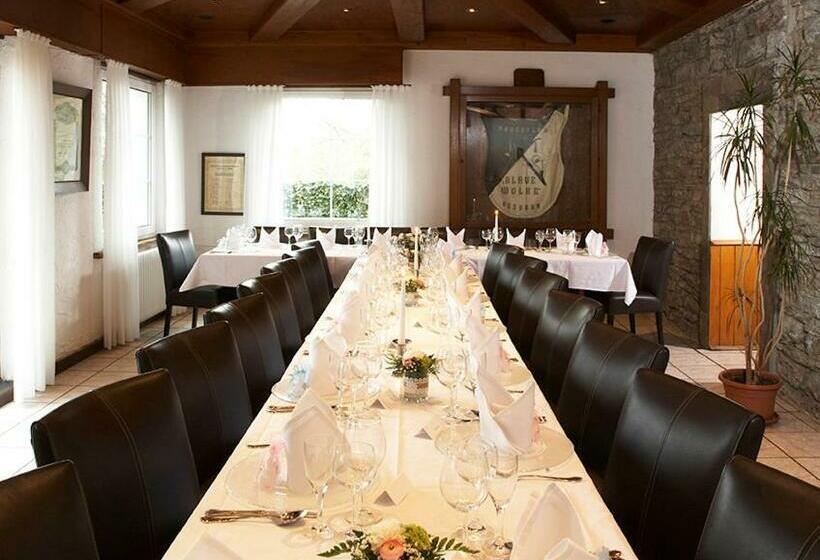 标准单人间, Restaurant Daute