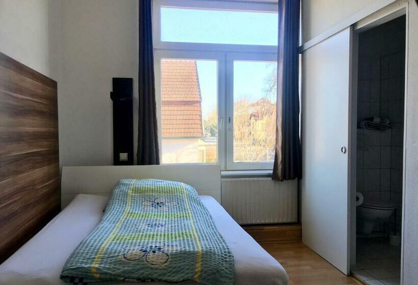 스탠다드 싱글 룸, Pension Akropolis