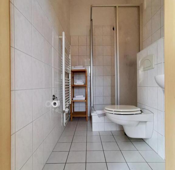 스탠다드 트리플 룸, Pension Akropolis