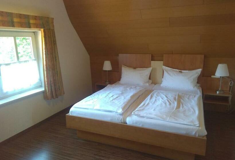 Номер Стандарт, Tepe's Gasthof