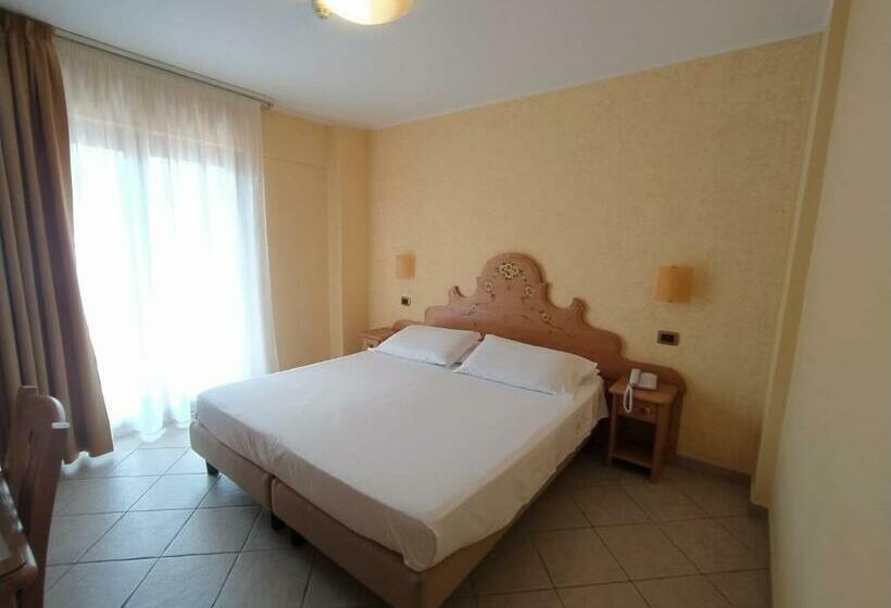 חדר סטנדרט, Tiffany's