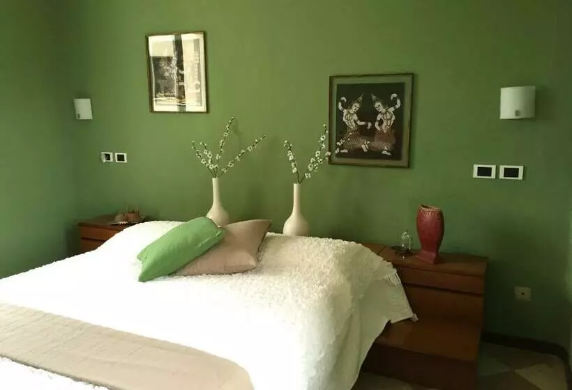 1ベッドルームアパートメントをつなぐ, Villa San Fedele