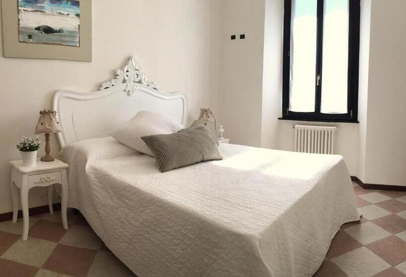 Comfort room with terrace, Villa San Fedele