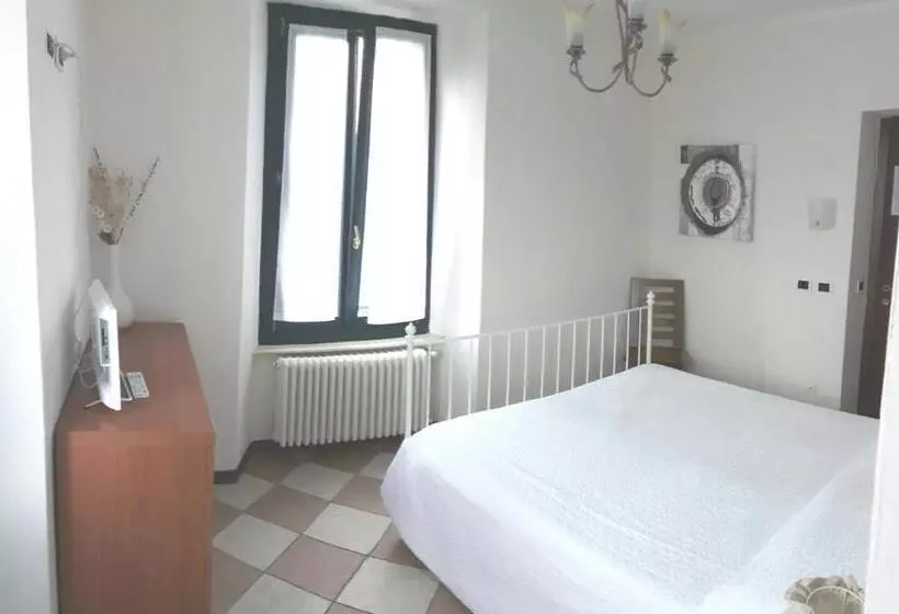スーペリアスタジオ, Villa San Fedele