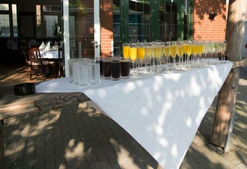 舒适型房间, Zur Krone