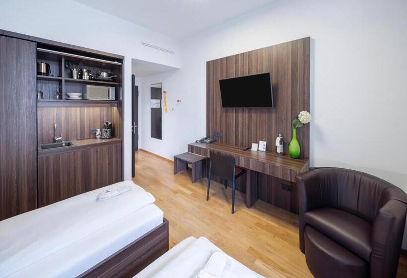 Номер Стандарт, Sevendays Hotel Boardinghouse
