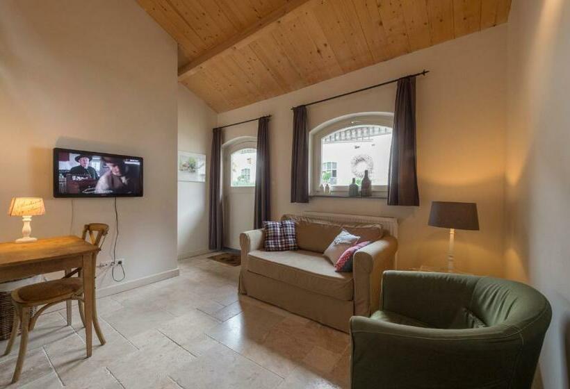 اتاق استاندارد, B&b Ut Good