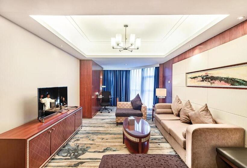 סוויטה אקזקיוטיב, Haikou Mingguang Shengyi