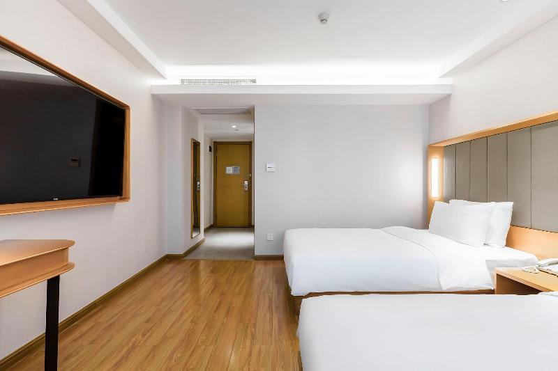 Standart Oda, Ji  Shanghai Railway Station