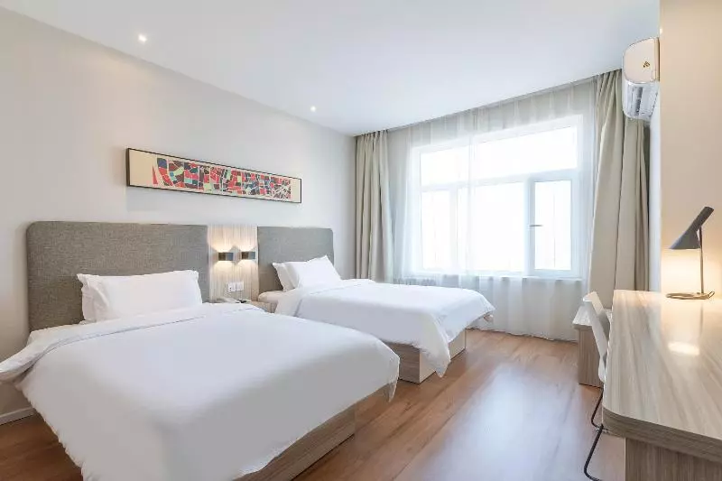 スタンダードルーム, Hanting  Weifang Dongfeng Dong Street Taihua