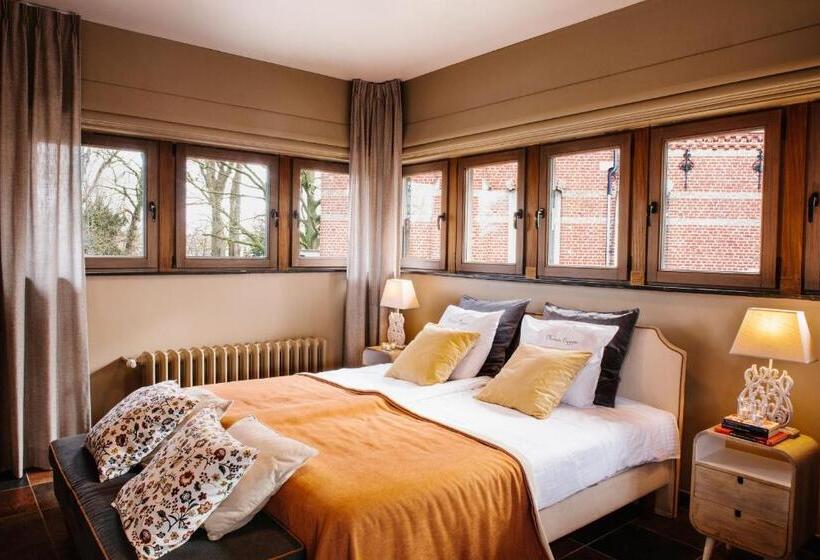 سوییت جونیور, Charmehotel Manoir Ogygia