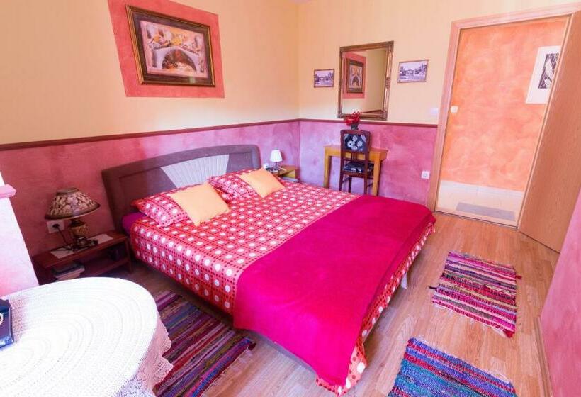 اتاق استاندارد, Apartment&rooms Globus Mostar