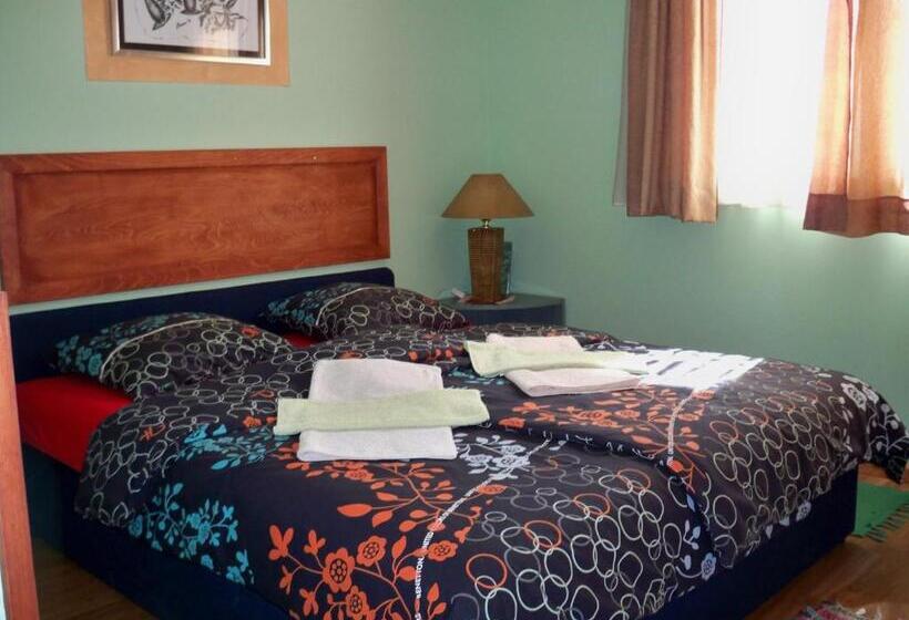اتاق استاندارد یک نفره, Apartment&rooms Globus Mostar