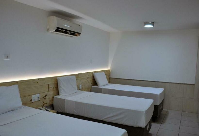 标准三人间, Aquamar Praia