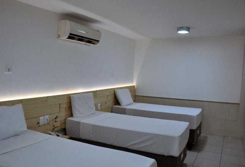 标准三人间, Aquamar Praia