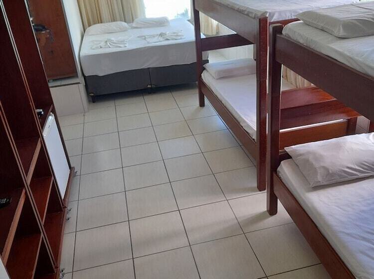 标准三人间, Aquamar Praia