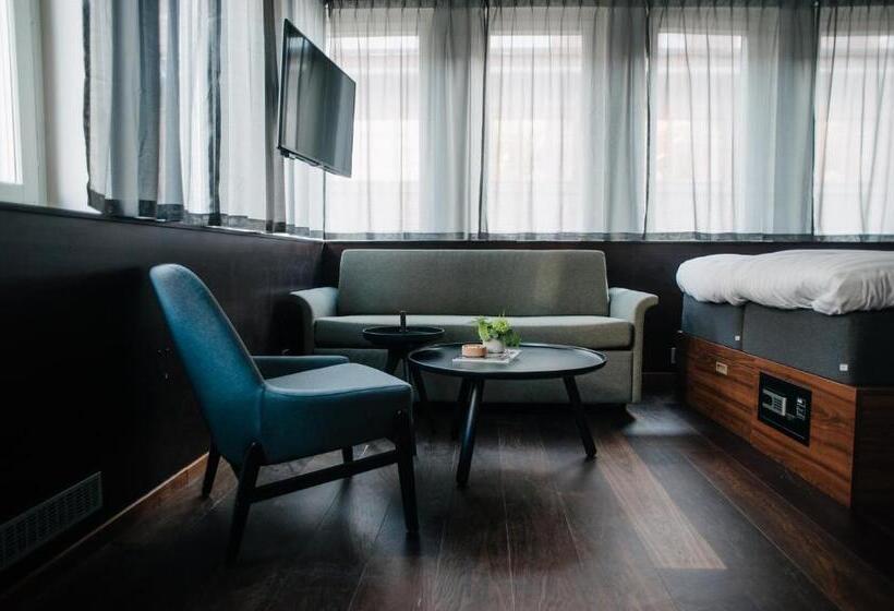 غرفة عائلية, Best Western And