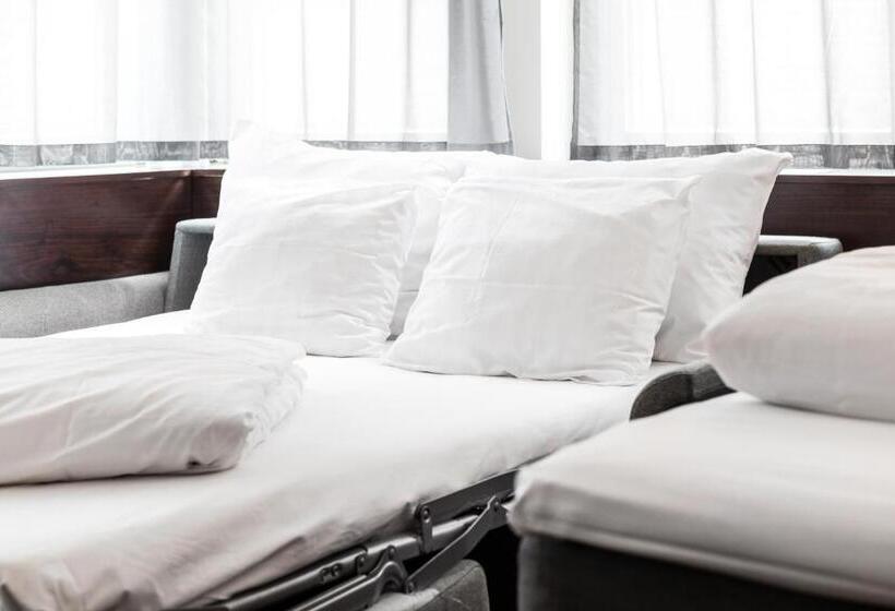 패밀리 룸, Best Western And