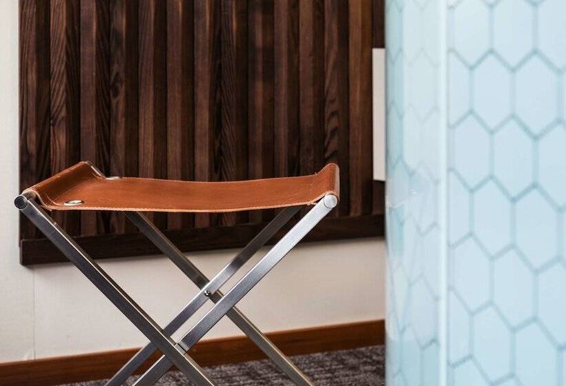 غرفة قياسية, Best Western And