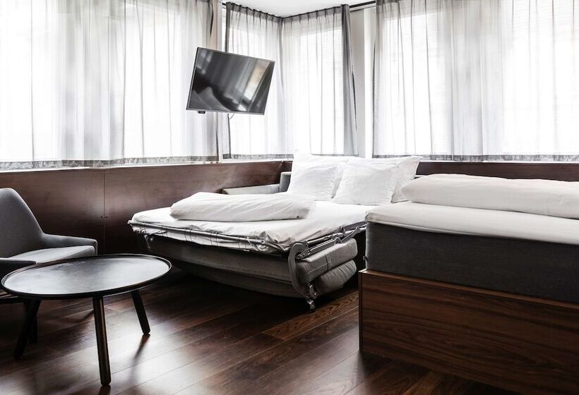 غرفة عائلية, Best Western And