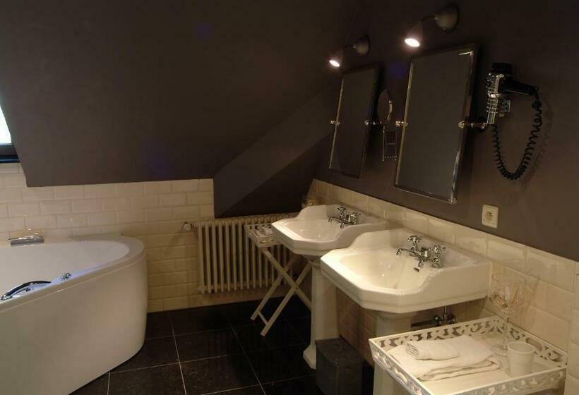 اتاق لوکس, Charmehotel Manoir Ogygia