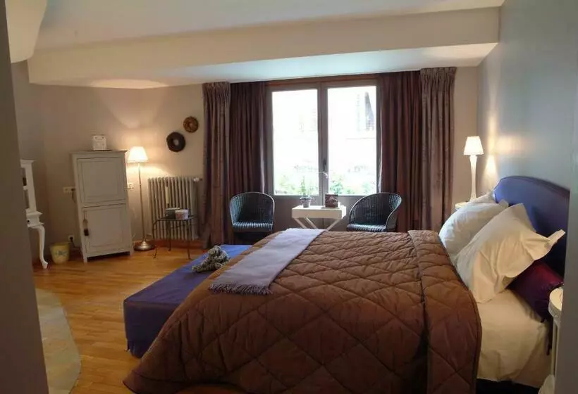 Comfort-huone, Charmehotel Manoir Ogygia