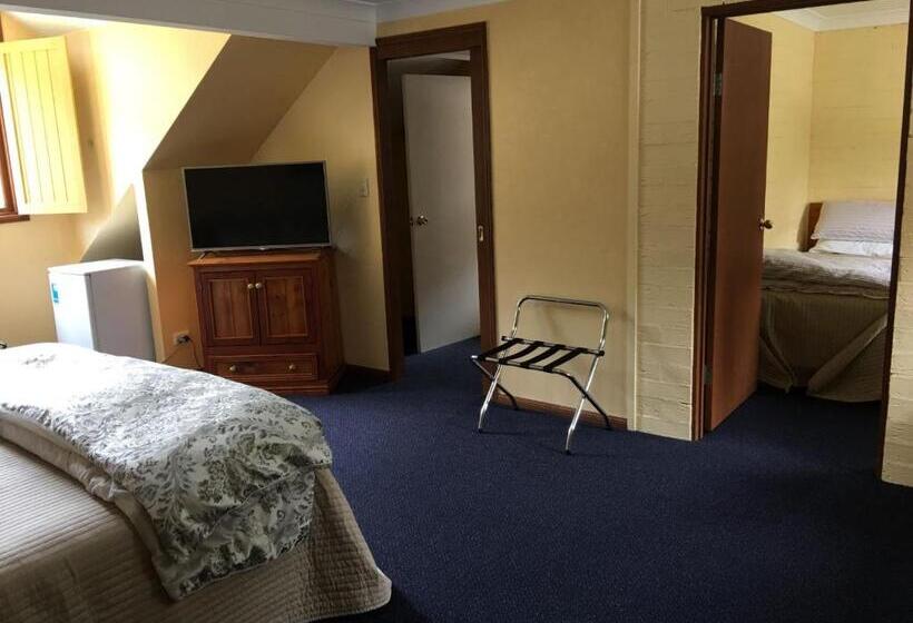 סוויטה משפחתית, Girraween Country Inn