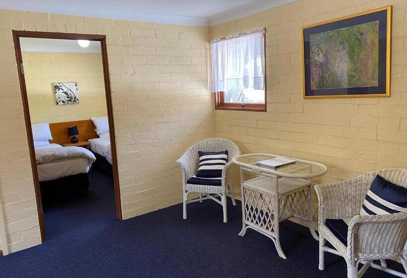 סוויטה משפחתית, Girraween Country Inn