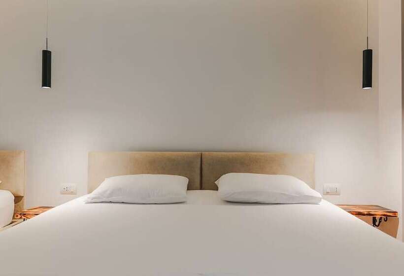 Triple Room Sea View, Havana