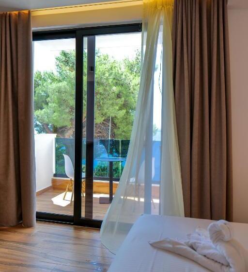 キングサイズベッドのスタンダードルーム, Havana