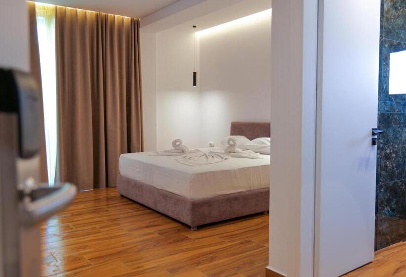 キングサイズベッドのスタンダードルーム, Havana