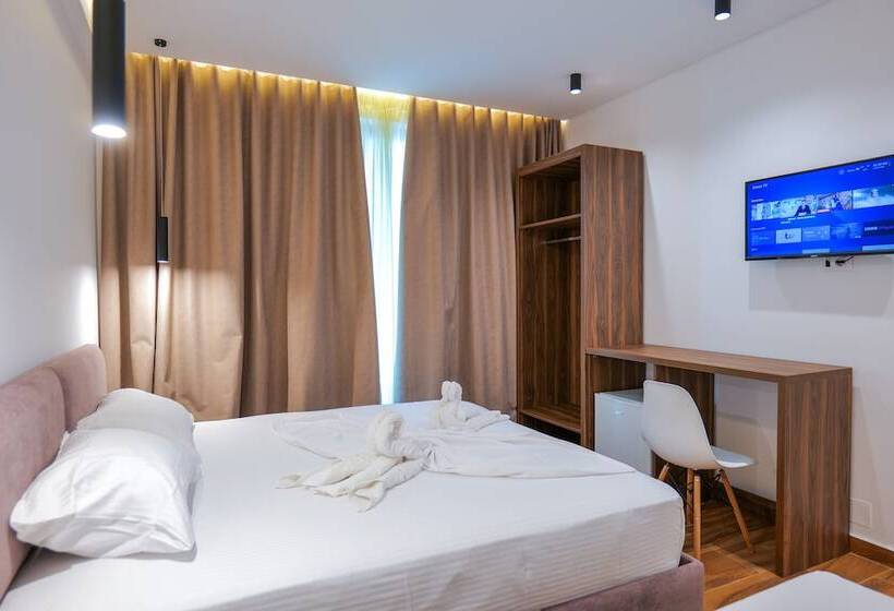 Triple Room Sea View, Havana