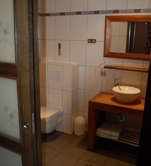 غرفة قياسية, Hôtel/restaurant à La Ferme