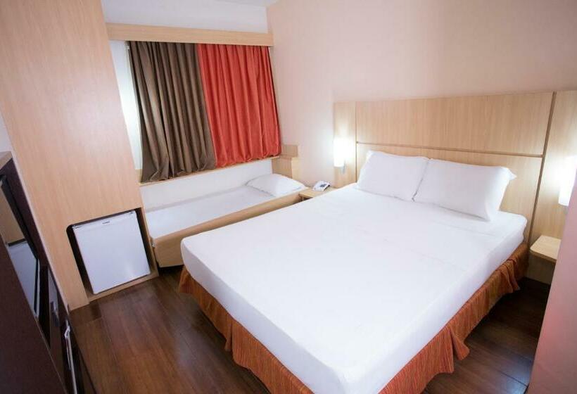 스탠다드 룸, Ibis Feira De Santana