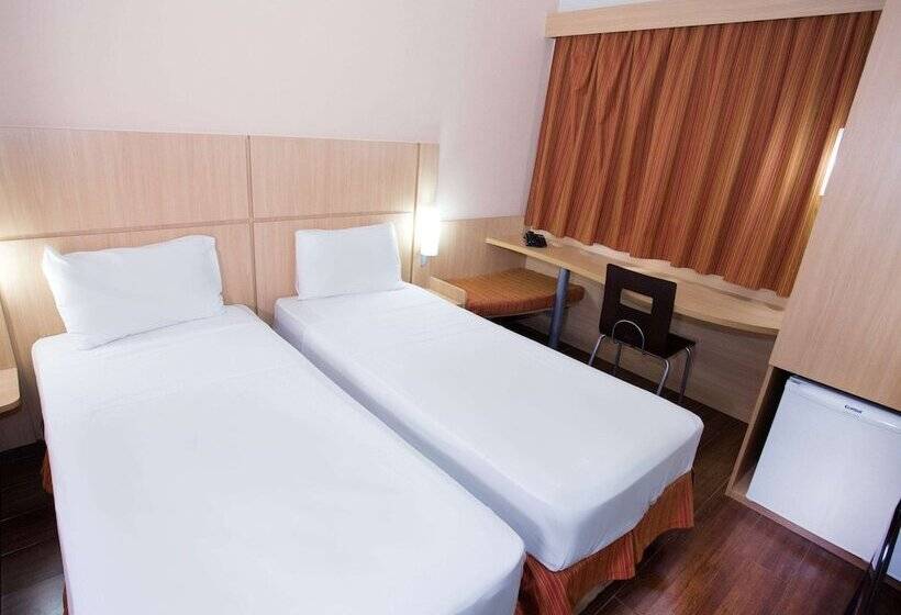 스탠다드 룸, Ibis Feira De Santana