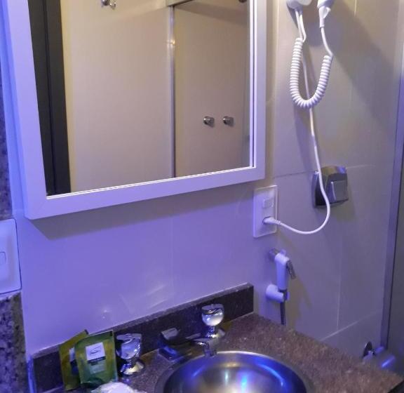 اتاق لوکس با وان آب گرم, La Costa   Adults Only