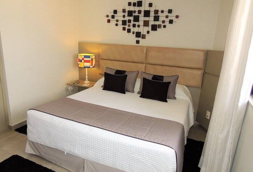 Люкс, Mondrian Suite