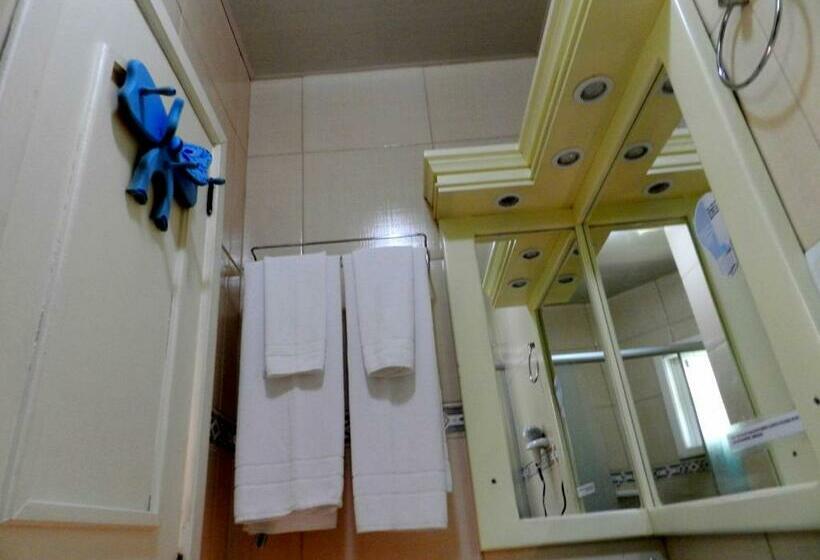 디럭스 룸, Pousada Jardim Azul