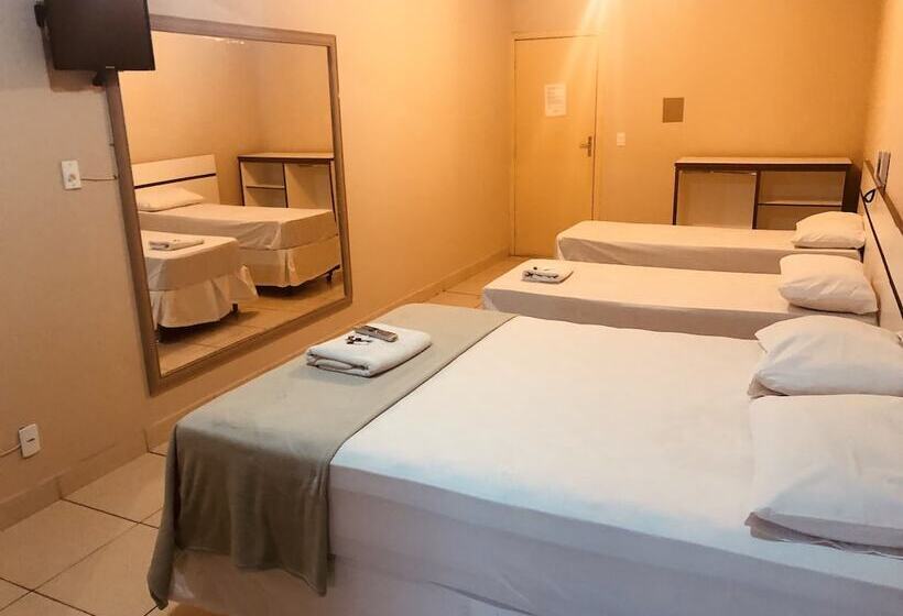 스탠다드 트리플 룸, Sublime Pistão Sul Próximo A Universidade Católica De Brasília