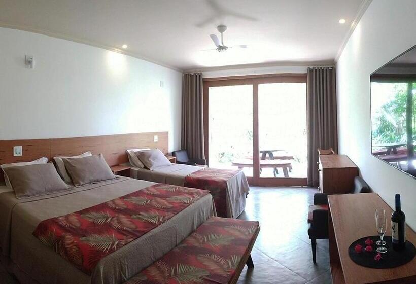 סוויטה, Vila Araticum Praia