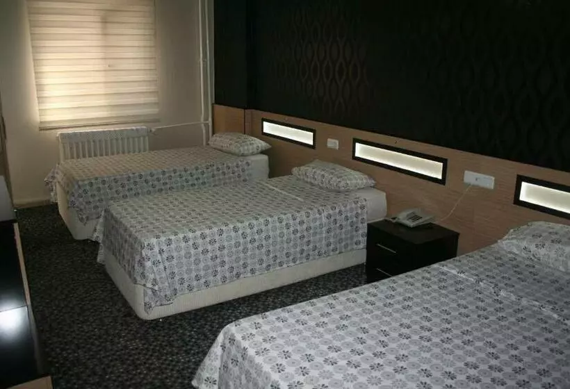 اتاق استاندارد سه نفره, Yeni Kosk Esra