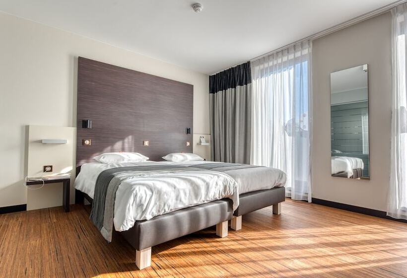 Номер Стандарт, Le Merceny Motel