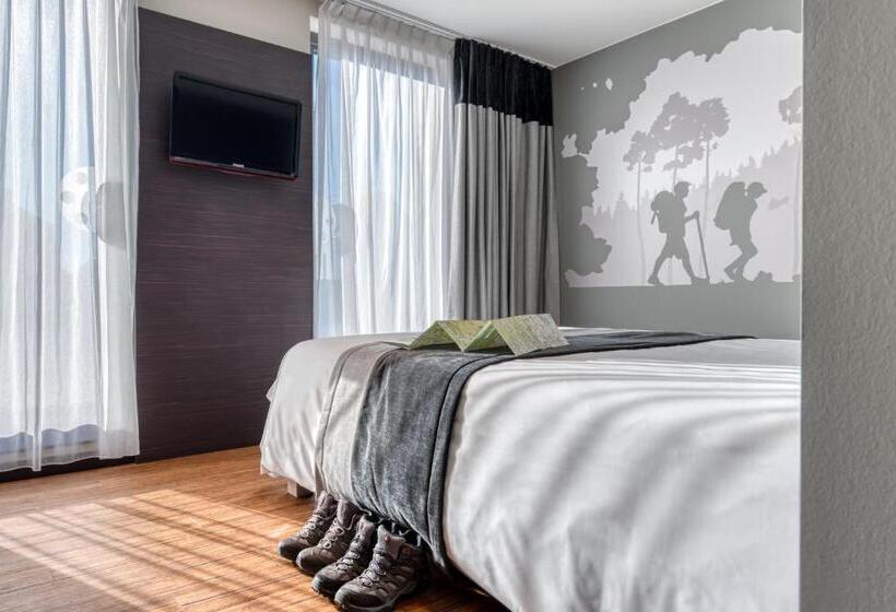 Номер Стандарт, Le Merceny Motel