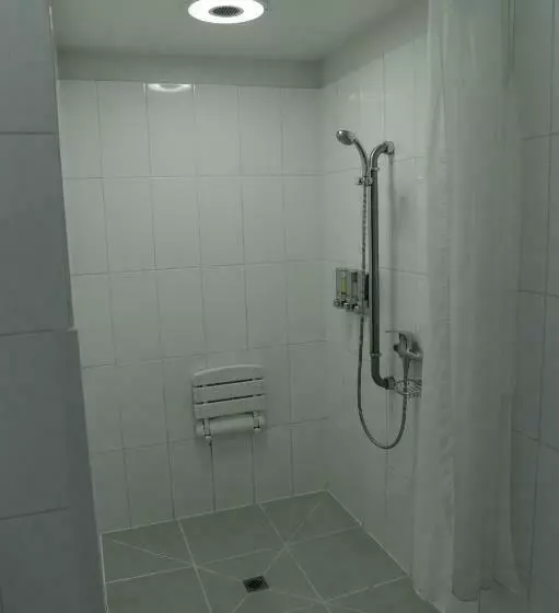 身障者適用キングサイズベッドルーム, Norwood House Motel & Receptions